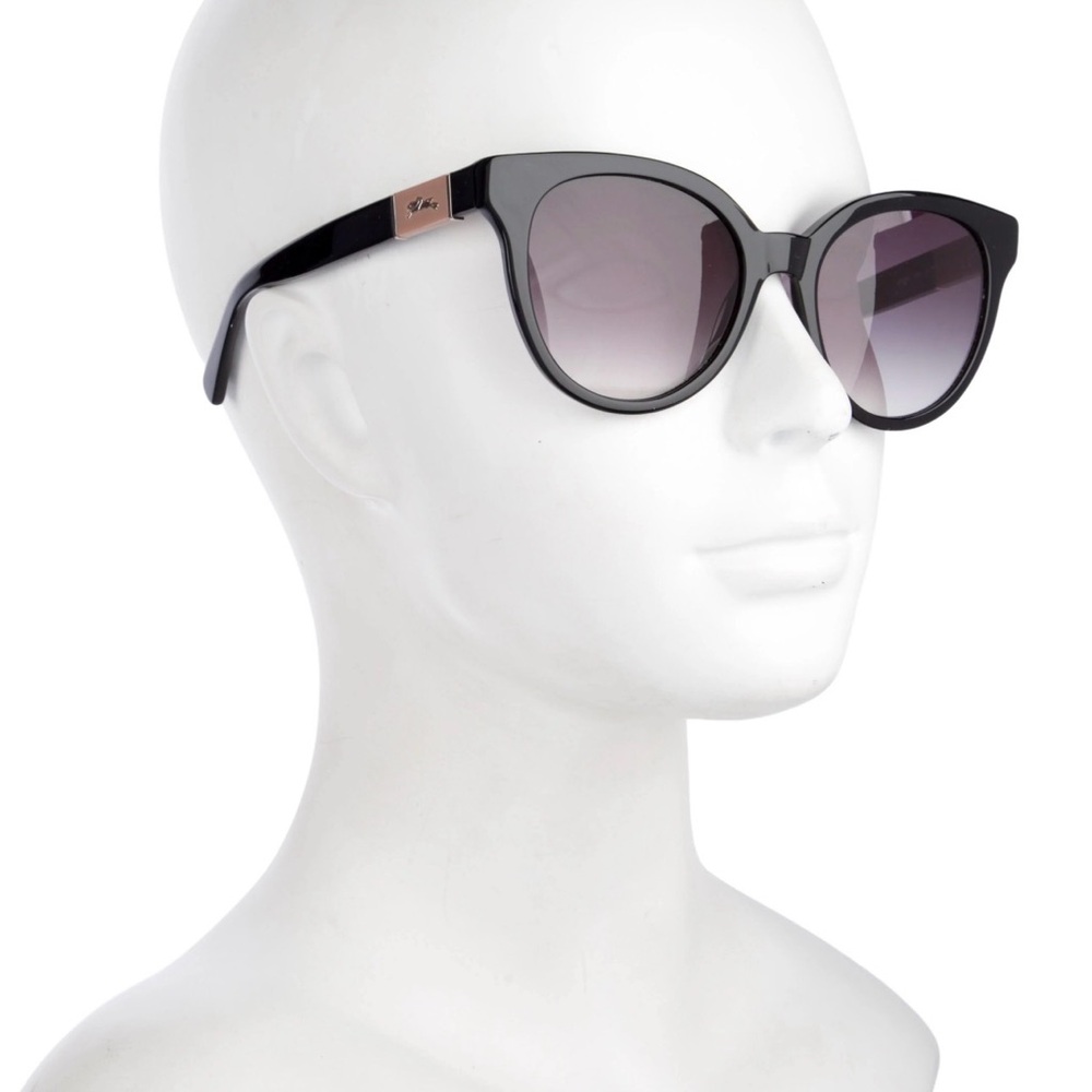 NWOT Longchamp LO697S designer sunglasses